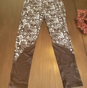 Comfy! Cat & Jack Girls Size 14/16 Leggings